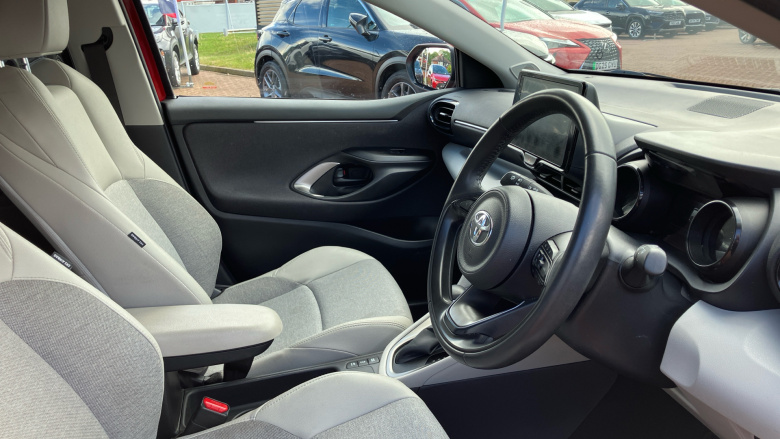 Toyota Yaris 1.5 Hybrid Excel 5dr CVT Hybrid Hatchback